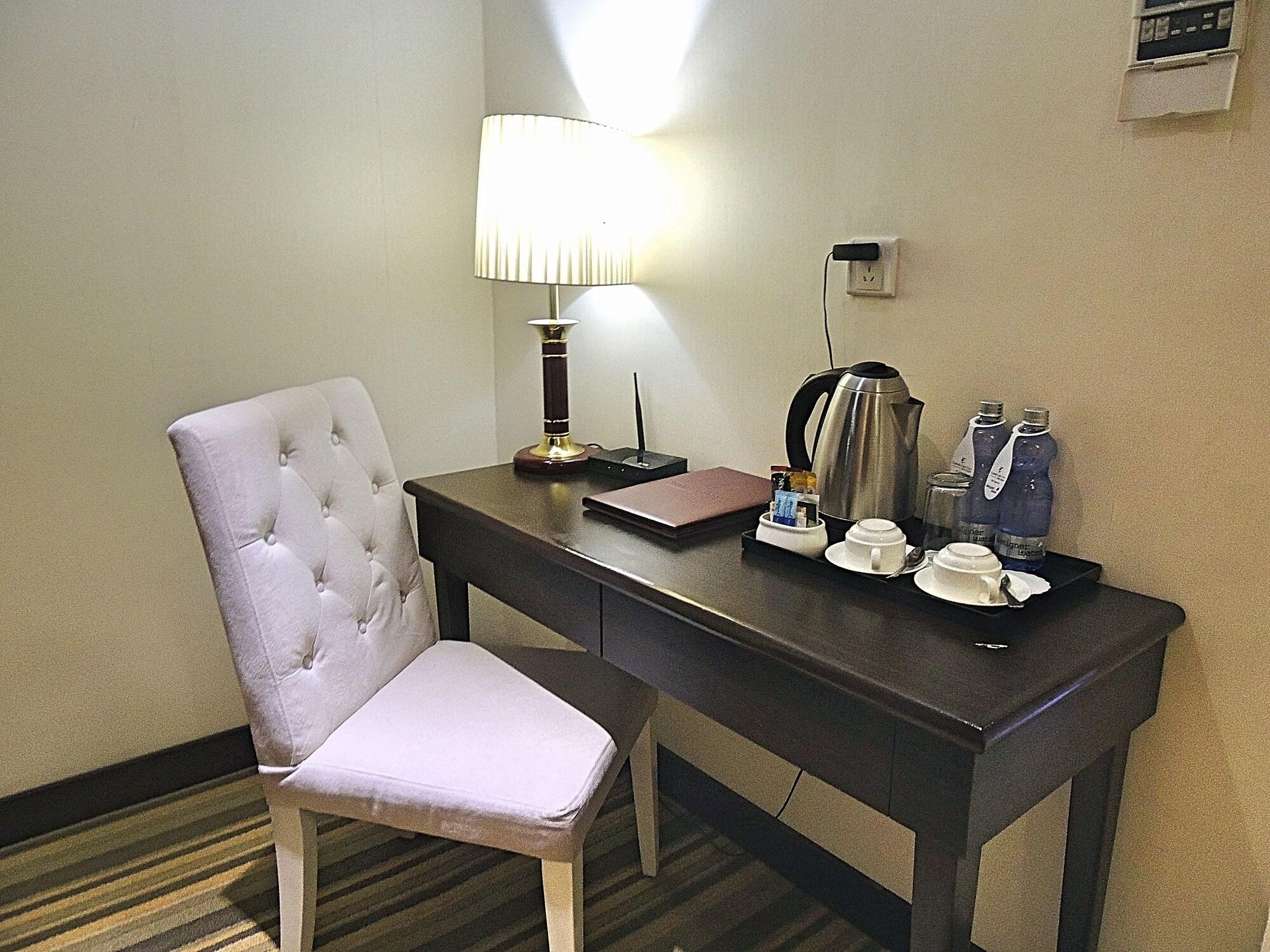Esperado Lake View Hotel Rangoon Eksteriør billede