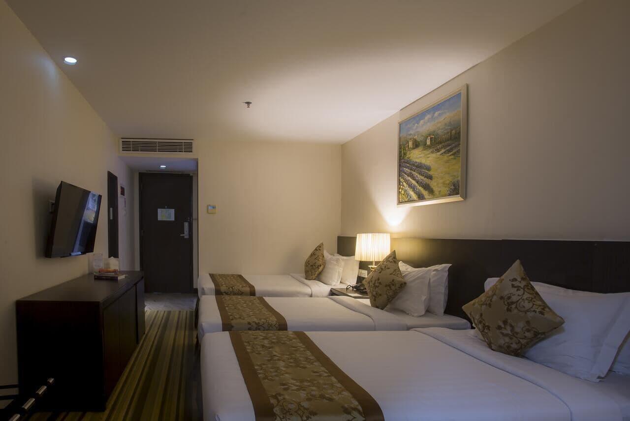 Esperado Lake View Hotel Rangoon Eksteriør billede