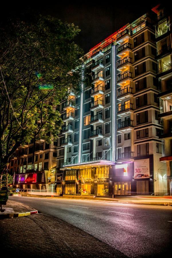 Esperado Lake View Hotel Rangoon Eksteriør billede